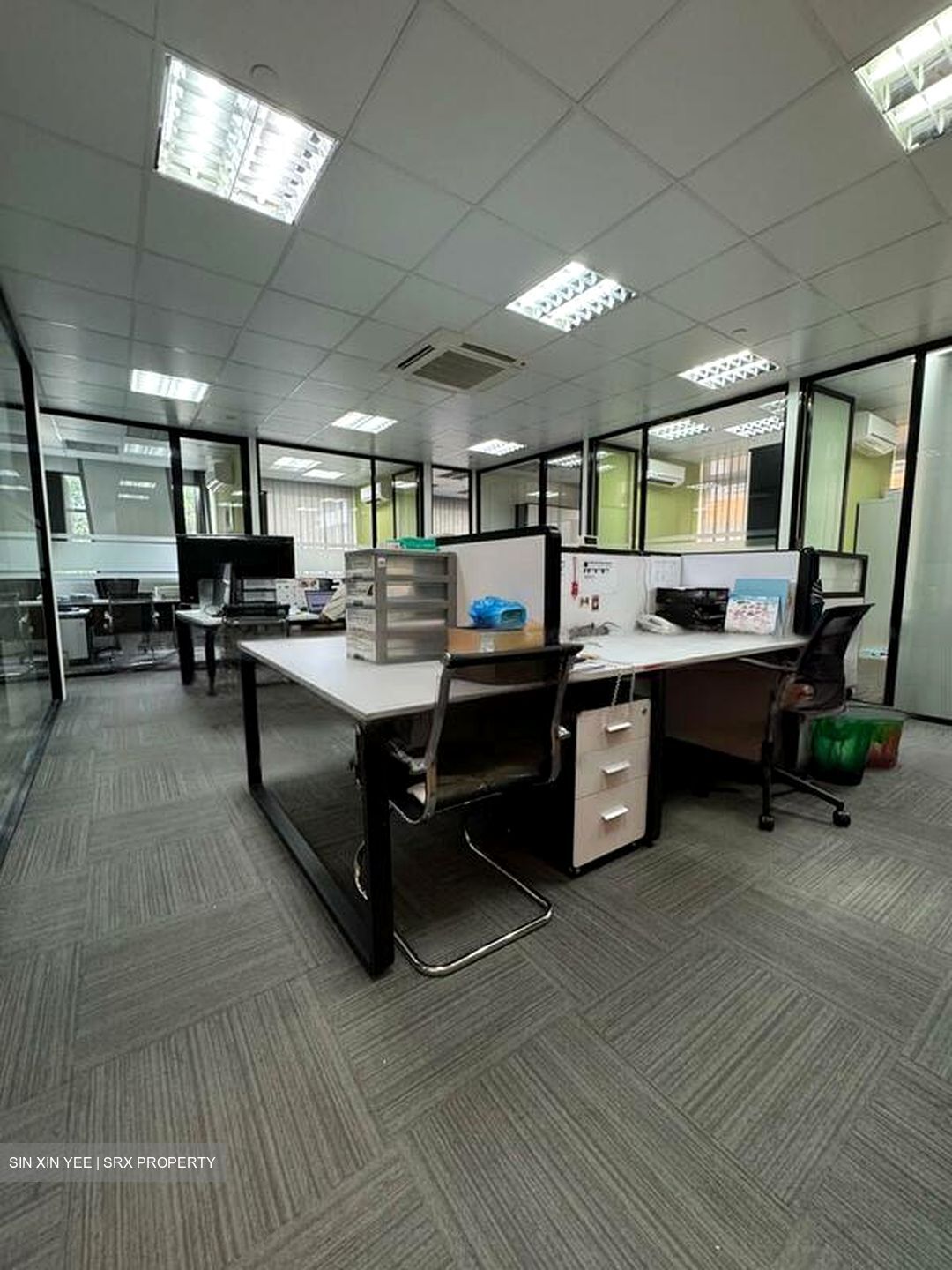 Solstice Business Center (D19), Factory #463940271